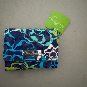NWT Vera Bradley Navy and Lime Trifold Wallet